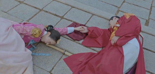 哲仁王后结局是什么