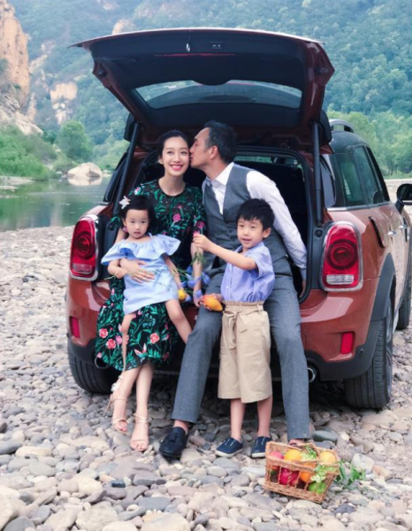 黄觉老婆麦子简介