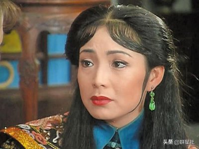 还珠格格皇后扮演者是谁 老版还珠格格的皇后是谁演的