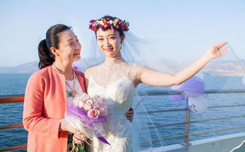 还珠格格皇后扮演者是谁