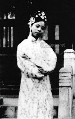 历史上爱新觉罗溥仪有子女吗