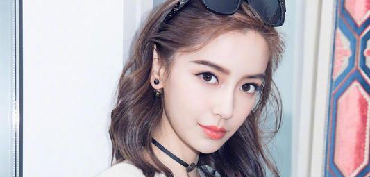 邓伦杨颖房车事件