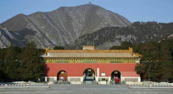 北京十三陵是谁的墓地