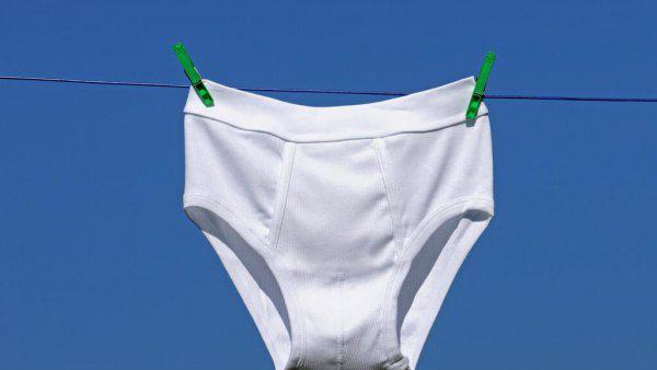 内裤用肥皂洗还是专用洗衣液好