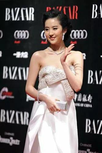 范冰冰和洪金宝发生了什么事