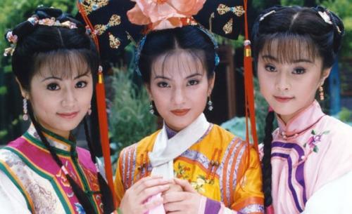 还珠格格里的皇后是谁的原型