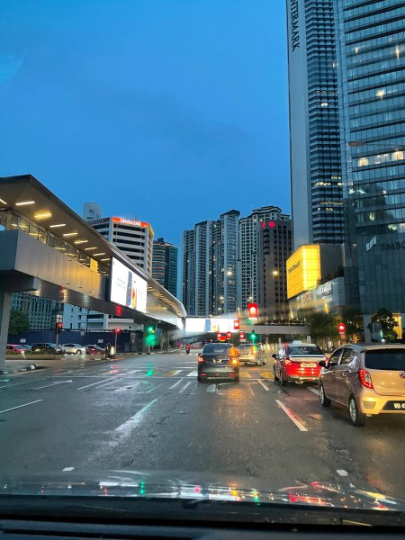 马来西亚比中国富裕吗