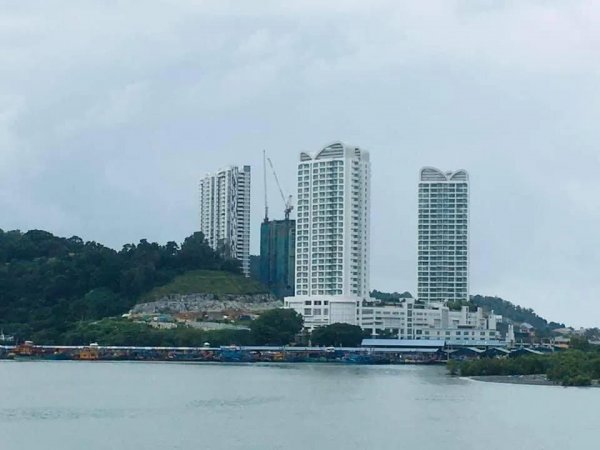 马来西亚比中国富裕吗