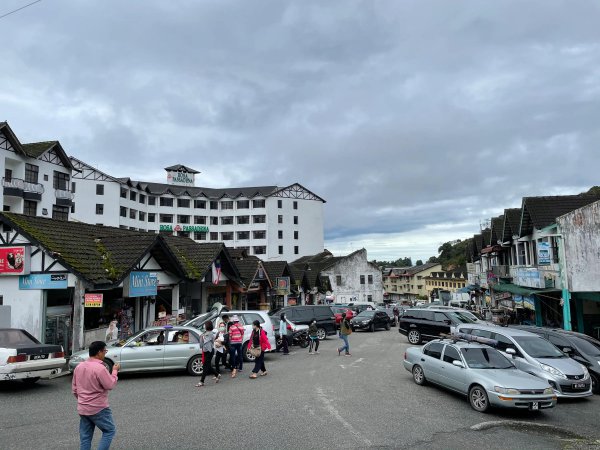 马来西亚比中国富裕吗