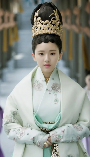 赵露思是怎么当上明星的