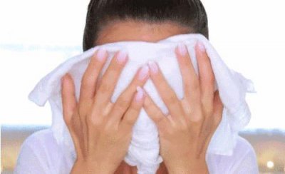 洗面奶和香皂洗脸哪个好 用洗面奶和香皂的优劣势分析