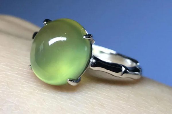 葡萄石是什么宝石