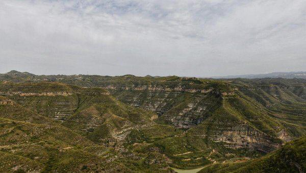 表里山河一词出自什么