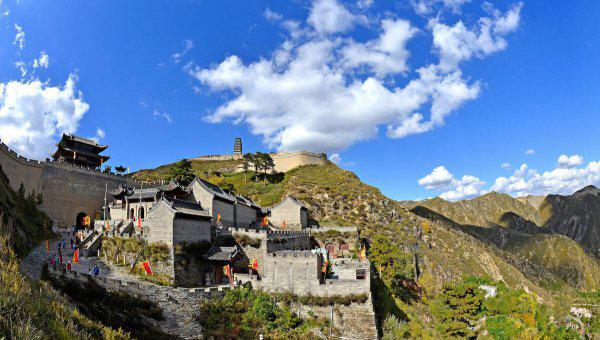 表里山河一词出自什么