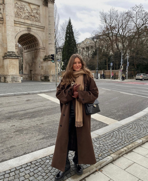 厚底乐福鞋怎么搭配衣服