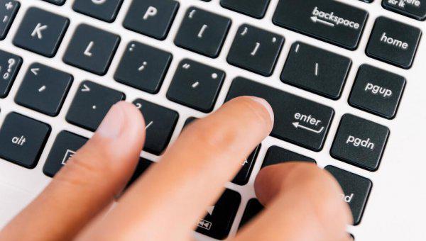 电脑不能打字了怎么恢复正常