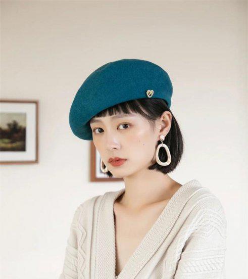 贝雷帽适合什么脸型戴好看