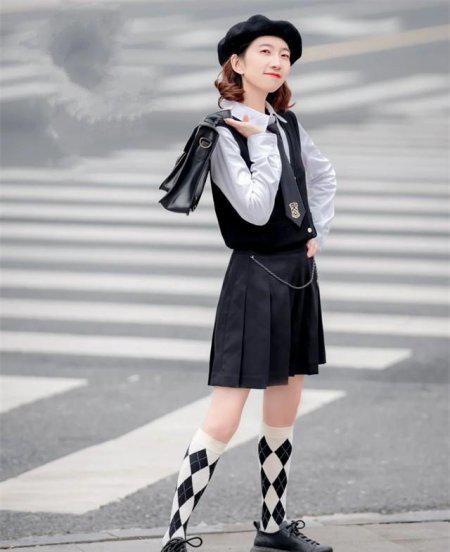 贝雷帽适合什么脸型戴好看