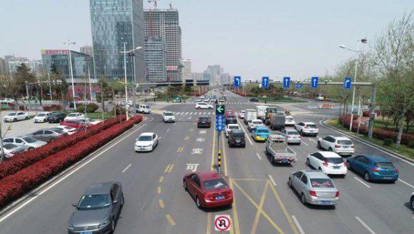 双黄虚线可以掉头吗