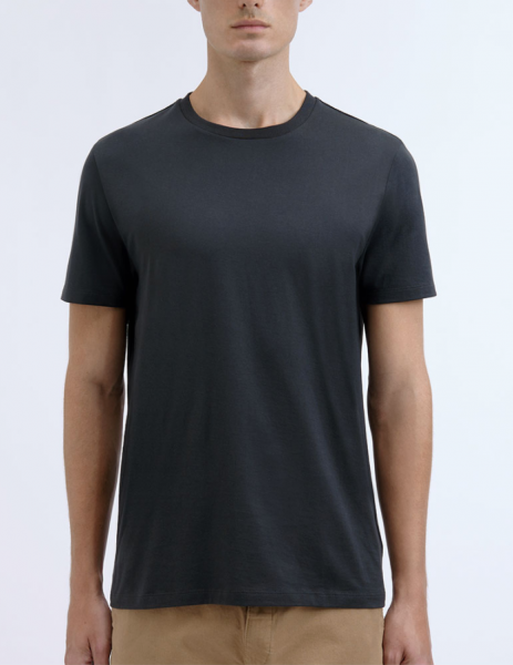 夏季t恤衫品牌排行榜