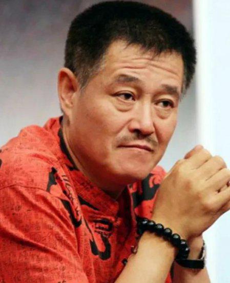 歌手衡越的个人资料简介