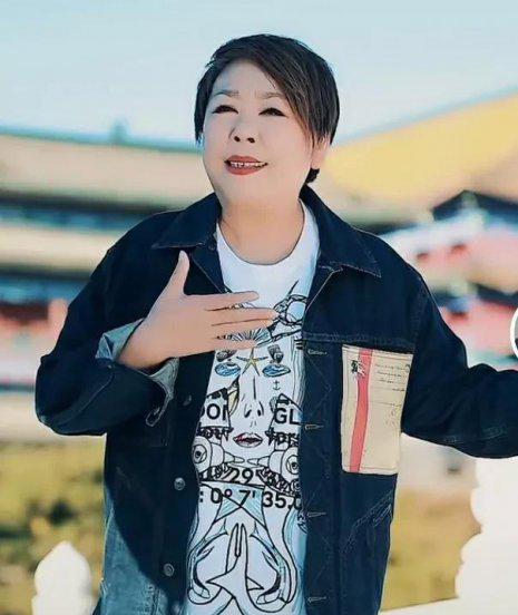 歌手衡越的个人资料简介