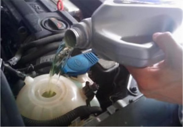 防冻液可以混加不同牌子的吗