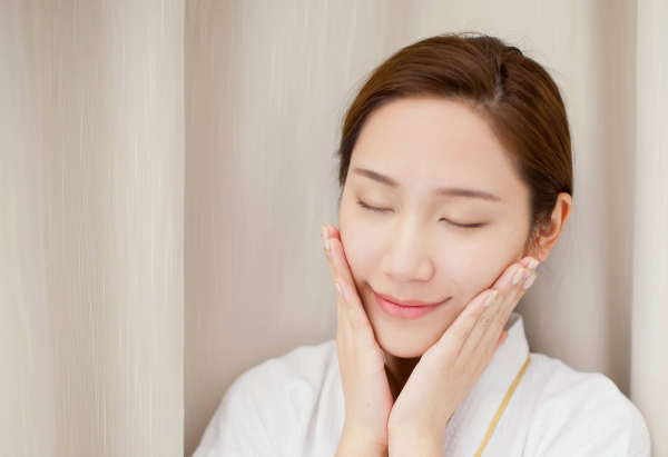 精华肌底液的正确使用顺序