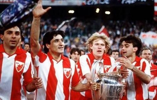 1986年欧冠冠军是哪个球队