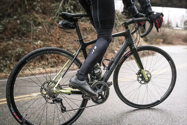 公路自行车和山地自行车哪个好