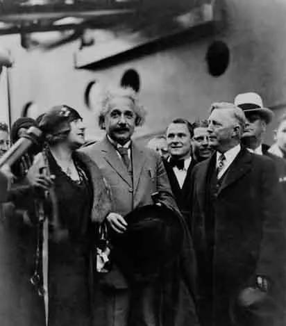 爱因斯坦的个人资料及简介