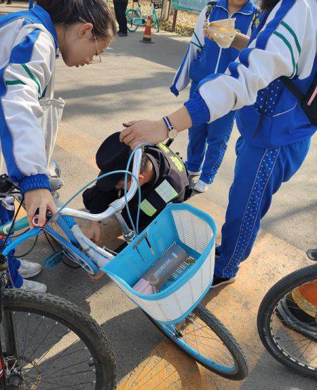 派出所辅警是做什么的