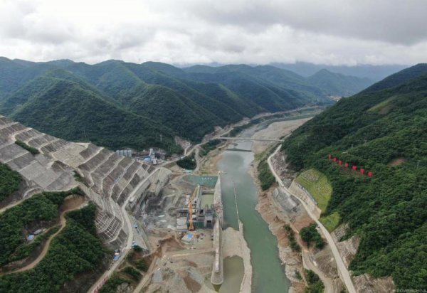 中国最长的隧道98公里