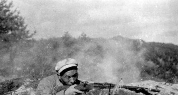 世界公认的第一狙击手