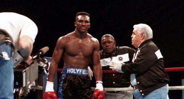 霍利菲尔德和泰森哪个厉害