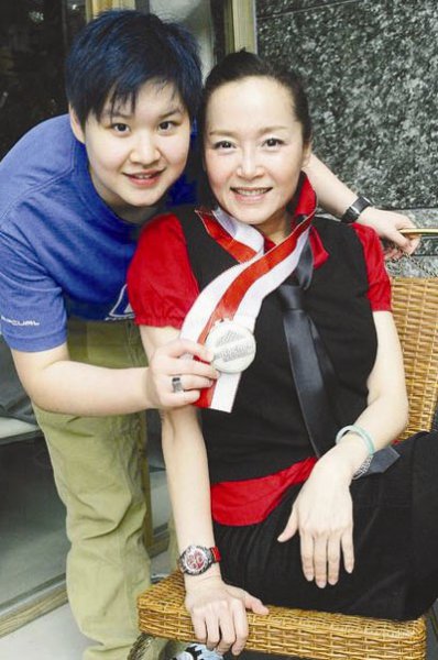 演员恬妞的老公是谁