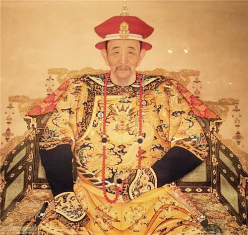 康熙皇后赫舍里氏的父亲