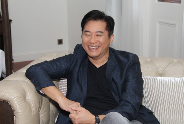 邵仲衡的现任妻子是谁