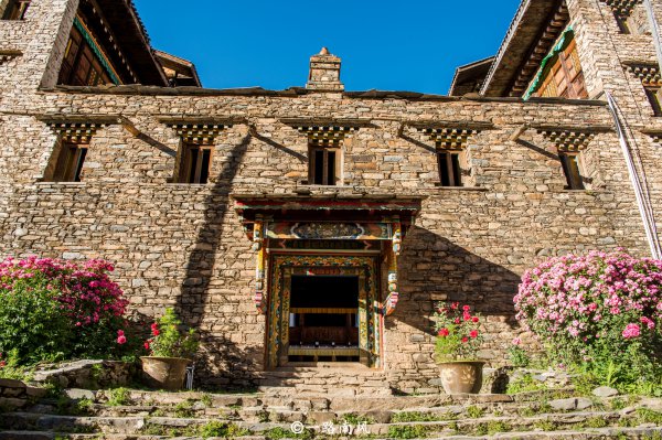 马尔康属于哪个省哪个市