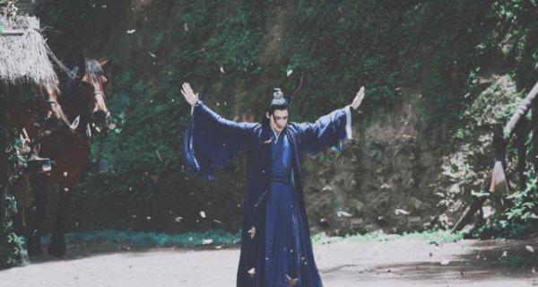 电视剧镜双城主角是谁