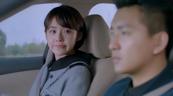 鸡毛飞上天邱岩和谁在一起了