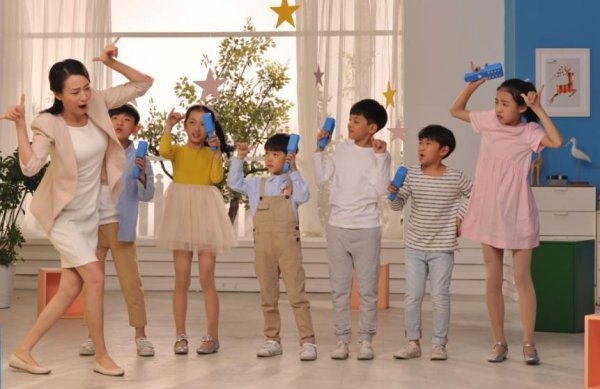 初中老师工资多少一个月