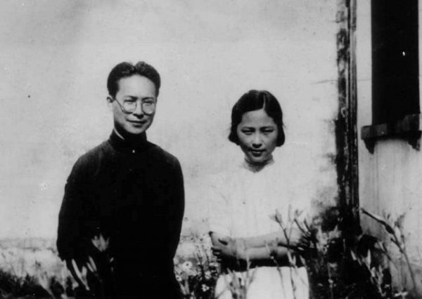 作家丁玲个人资料简介