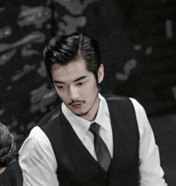 金世佳个人资料简介