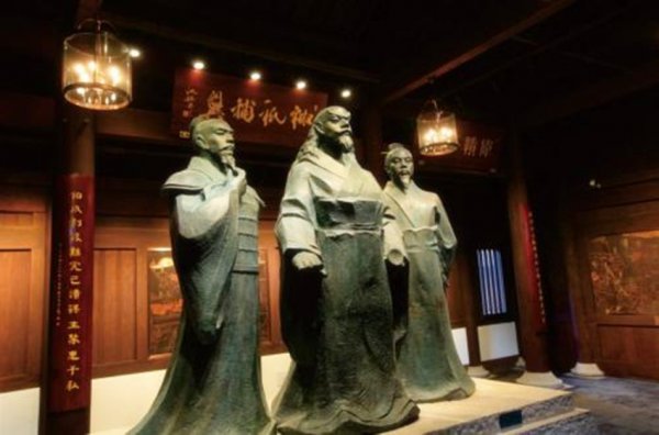 程门立雪出自哪位人物