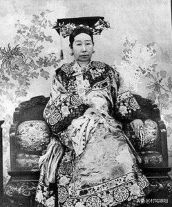 慈禧的遗体被孙殿英做了什么 真实的慈禧遗体还在吗