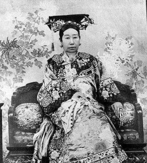 慈禧的遗体被孙殿英做了什么