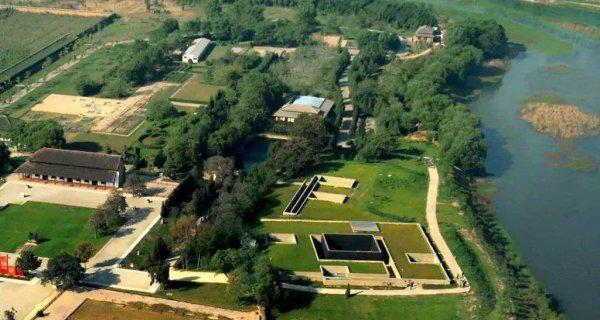 中国最早的皇帝是哪个