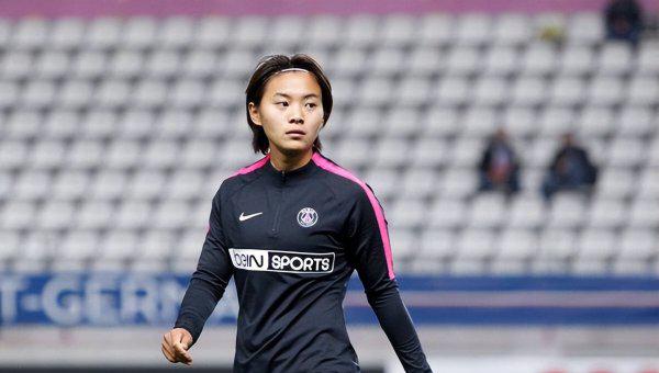 王霜为什么不在巴黎踢球了