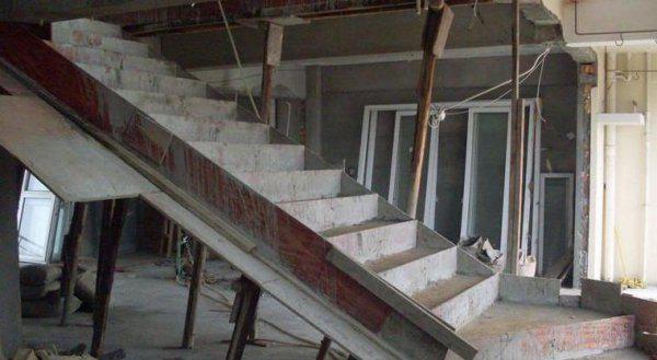 农村自建房2跑楼梯尺寸